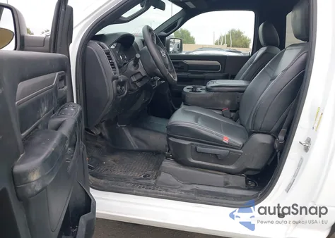 2022 Ram 2500 Tradesman 4X2 8' Box z USA, uszkodzony, nr VIN 3C6MR4AJ6NG296450